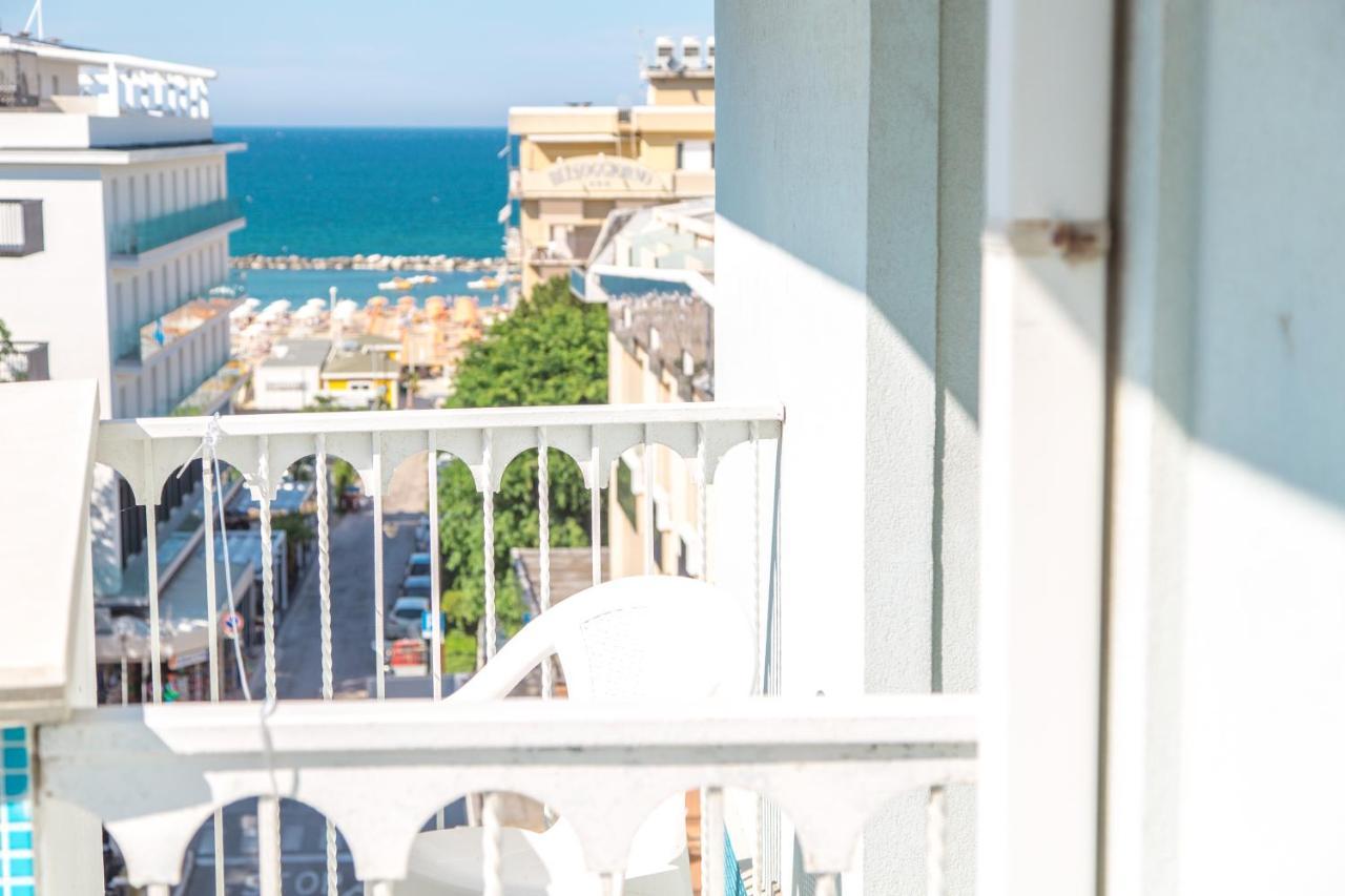 Hotel Elite Cattolica Kültér fotó
