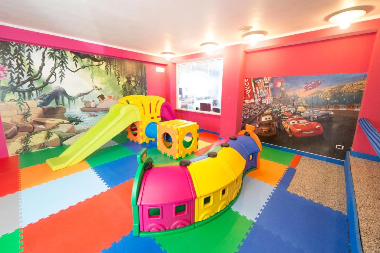 Hotel Elite Cattolica Kültér fotó