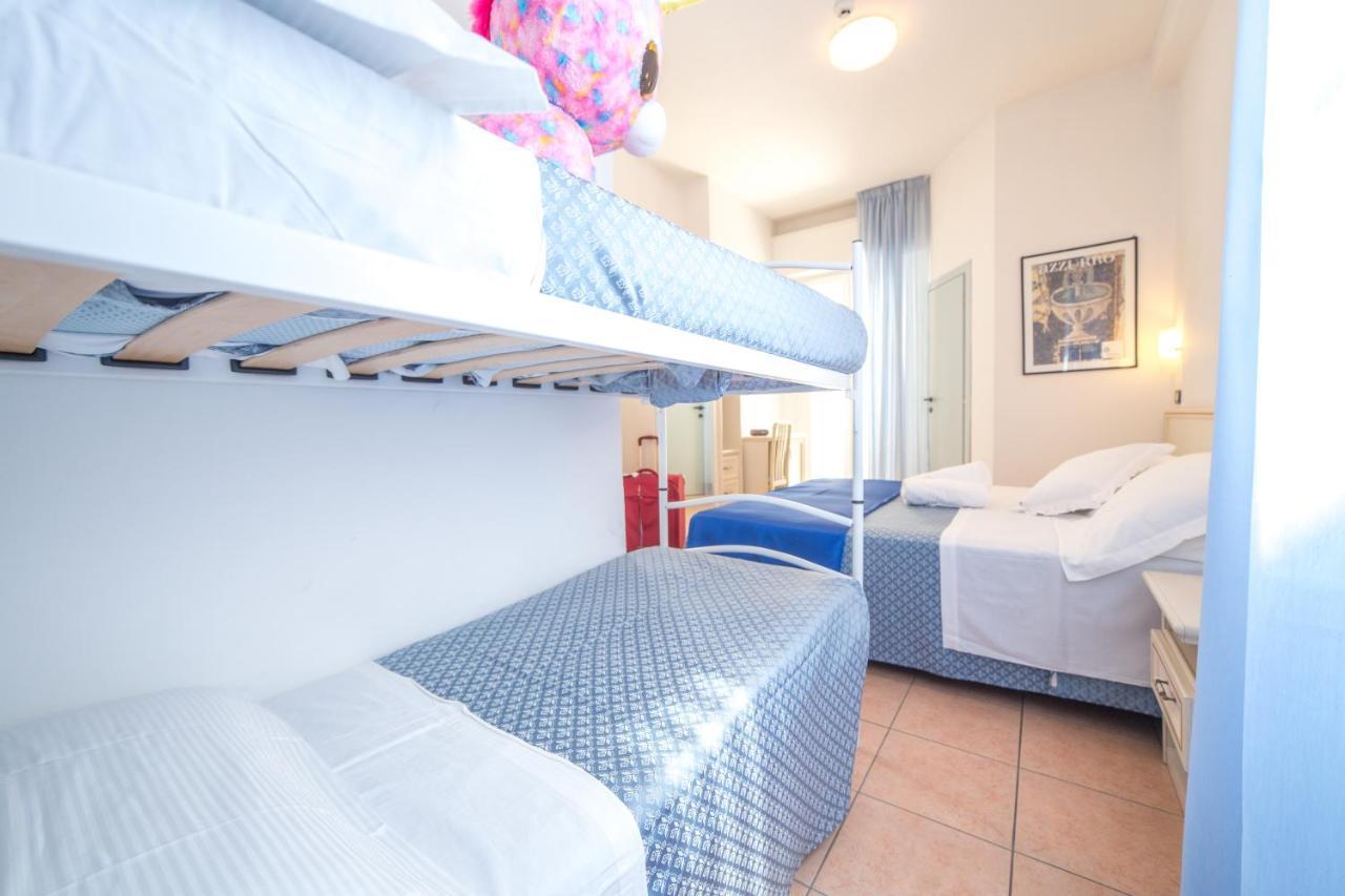 Hotel Elite Cattolica Kültér fotó