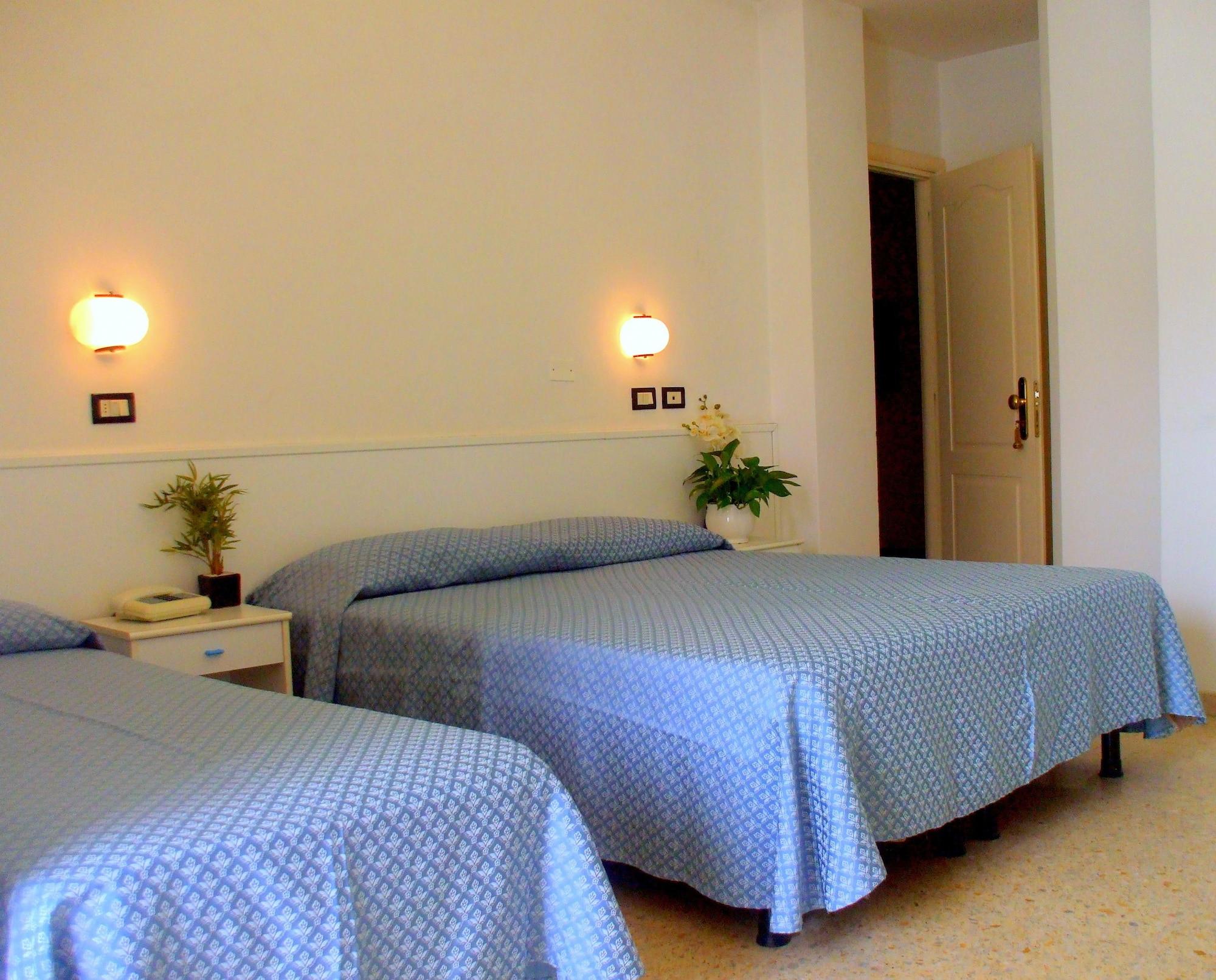 Hotel Elite Cattolica Kültér fotó