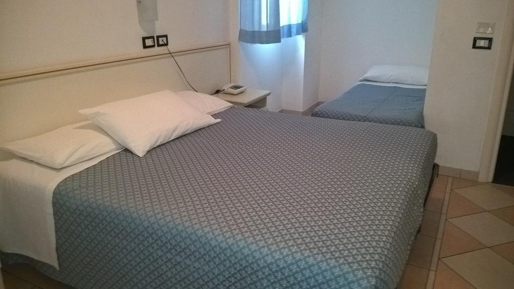 Hotel Elite Cattolica Kültér fotó